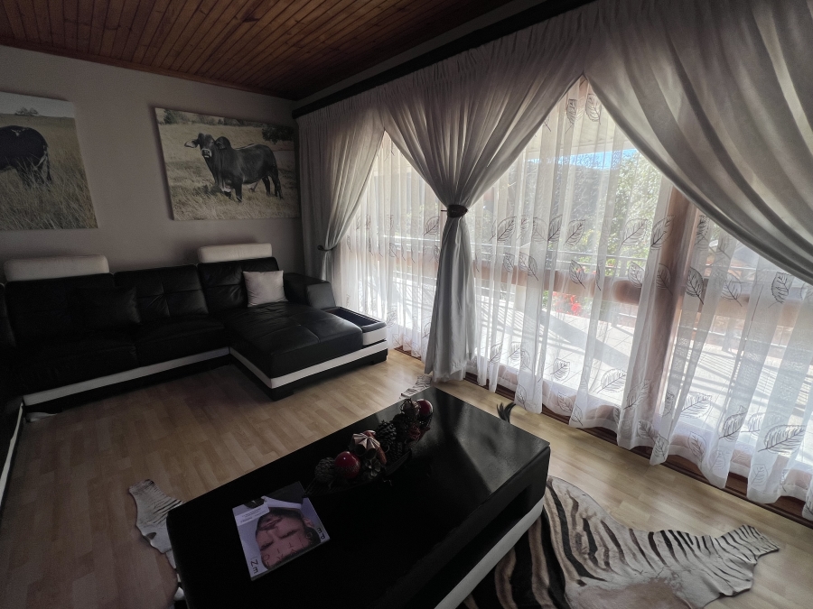 4 Bedroom Property for Sale in Beacon Bay North Eastern Cape